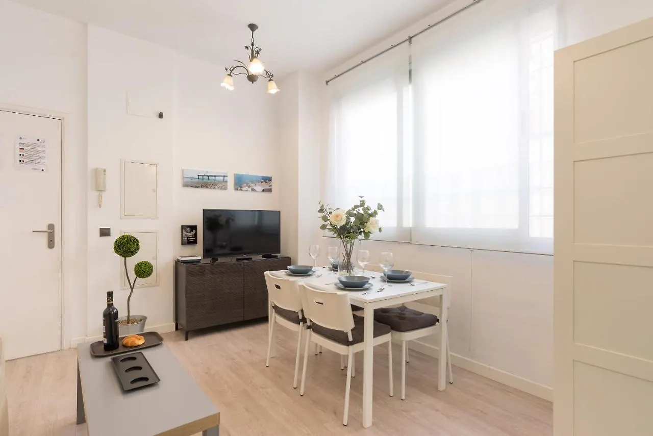 Ferienwohnung Mlg - Apartamento Trinidad Con Parking Málaga Spanien